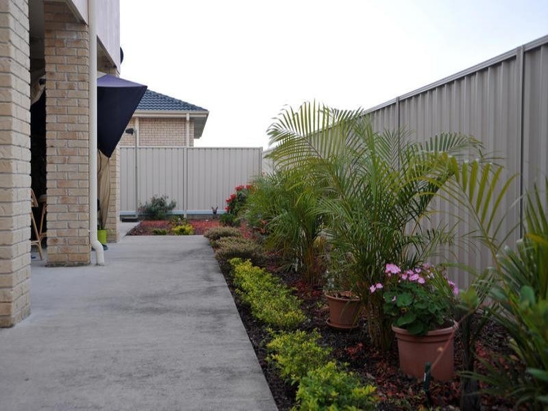 8 Silkwood Way, Molendinar QLD 4214