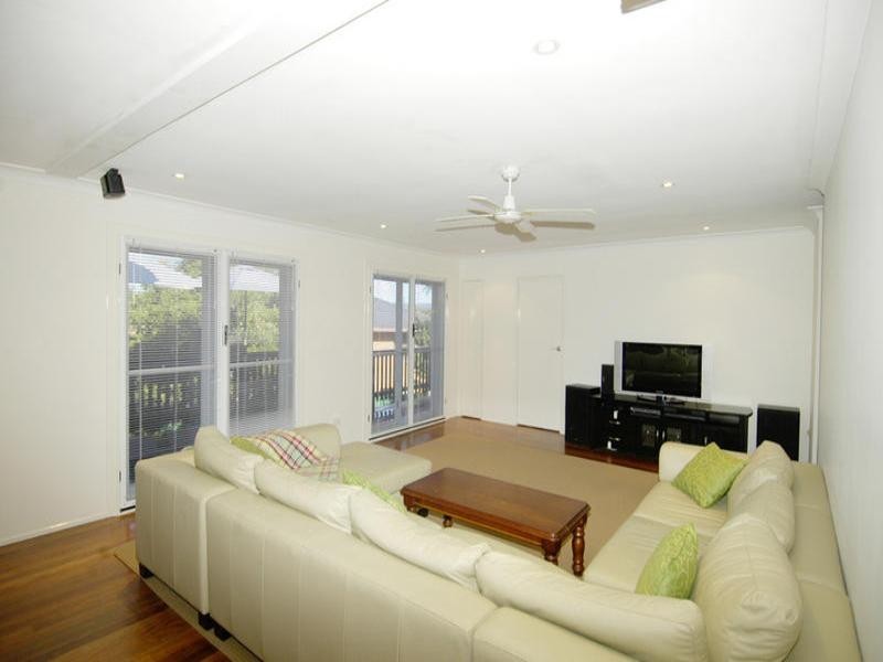 Ashmore QLD 4214