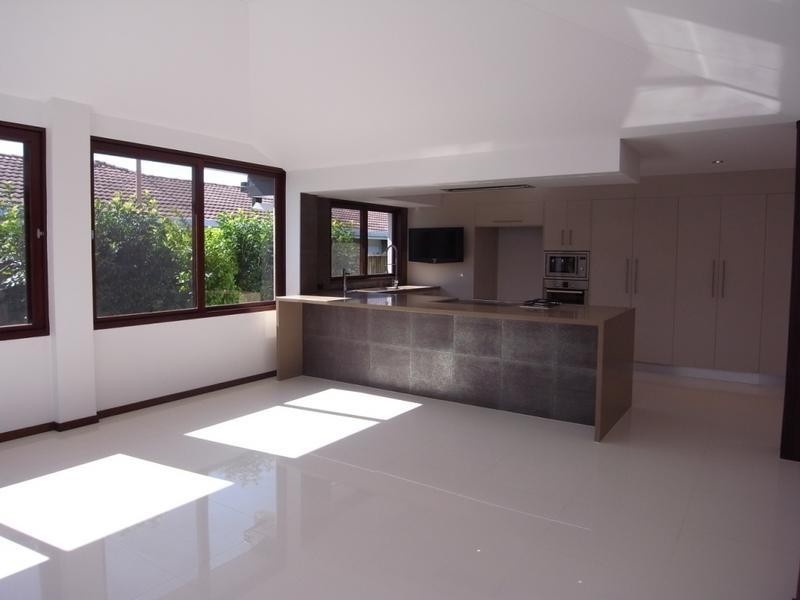 13 Jaguar Drive, Bundall QLD 4217