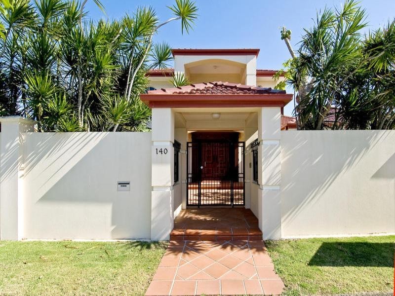 140 Campbell Street, Sorrento QLD 4217