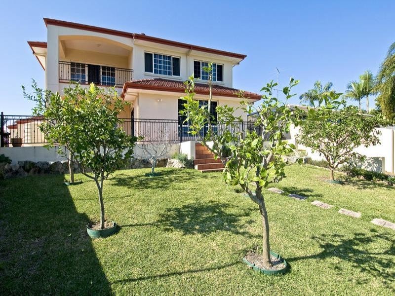 140 Campbell Street, Sorrento QLD 4217