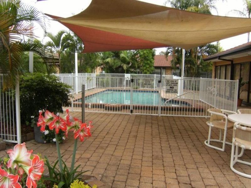 21 Paradise Palms. 35 St Kevins Avenue, Benowa QLD 4217