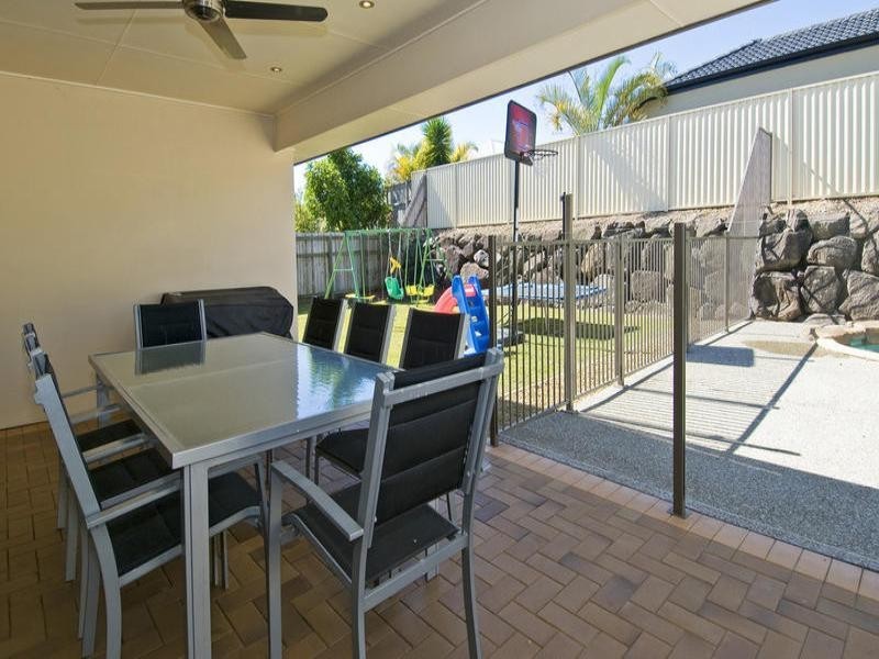 14 Casuarina Drive, Molendinar QLD 4214