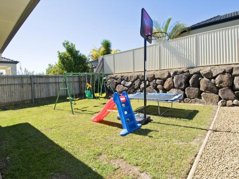 14 Casuarina Drive, Molendinar QLD 4214