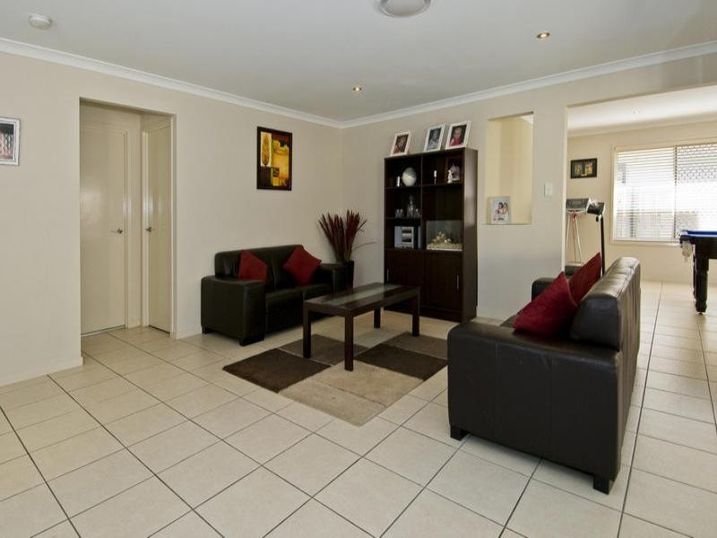 14 Casuarina Drive, Molendinar QLD 4214