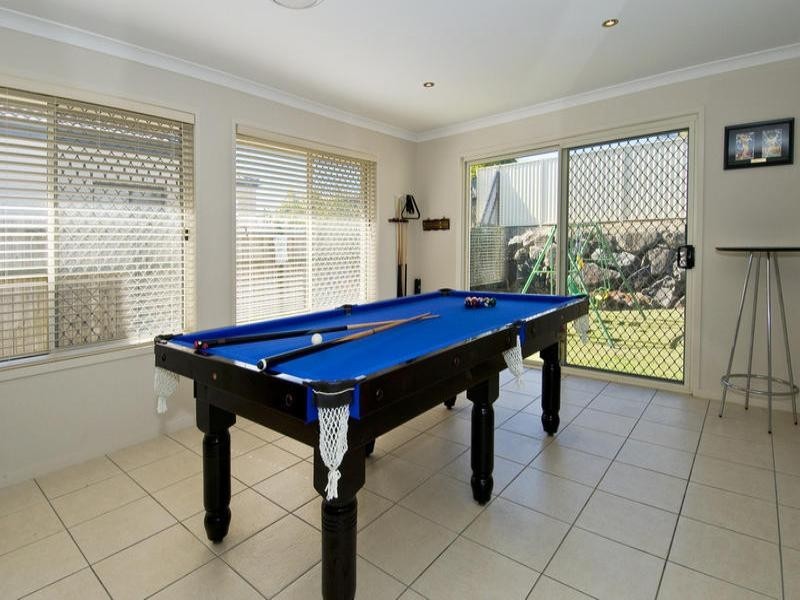 14 Casuarina Drive, Molendinar QLD 4214