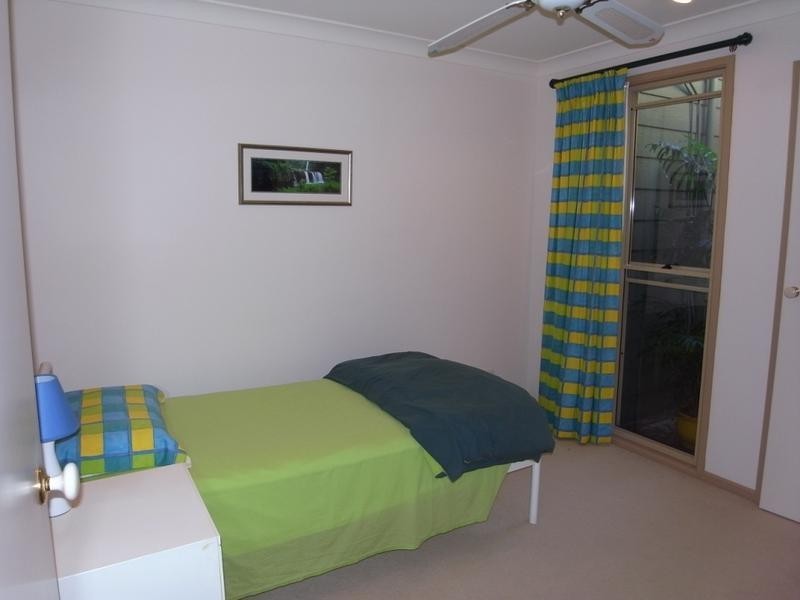 11 Anthea Court, Benowa QLD 4217