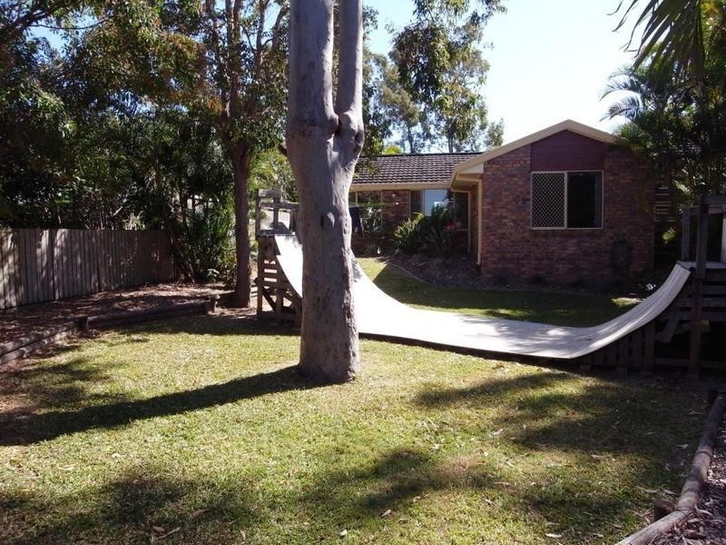 11 Anthea Court, Benowa QLD 4217