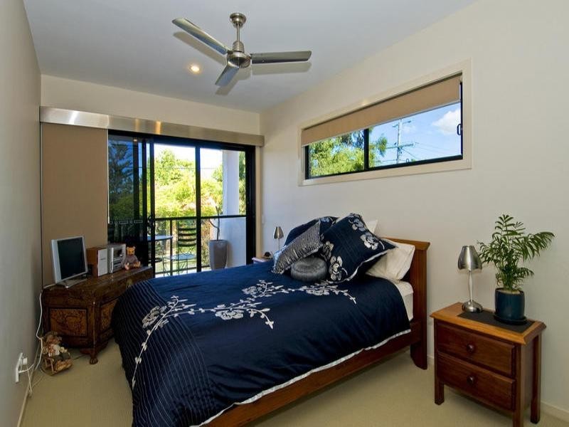 1/5 Heeb Street, Bundall QLD 4217