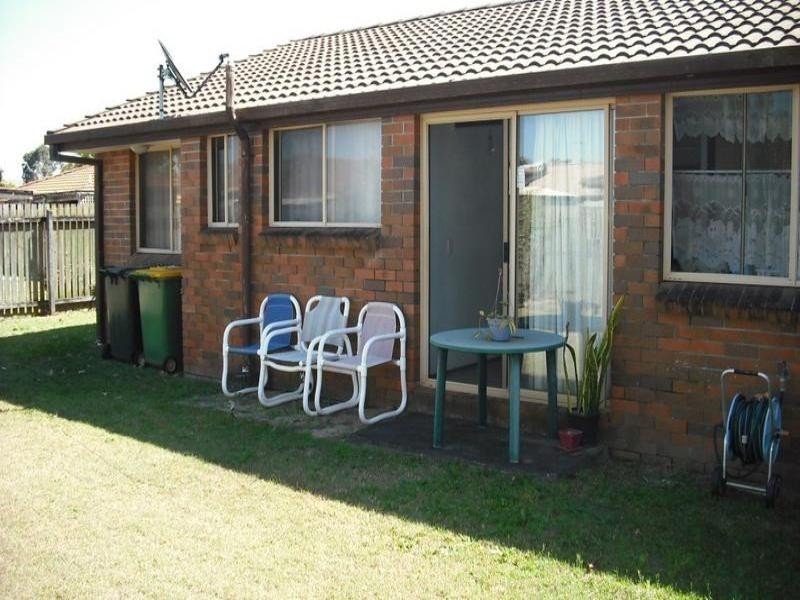 2/7 Inchcape Court, Ashmore QLD 4214