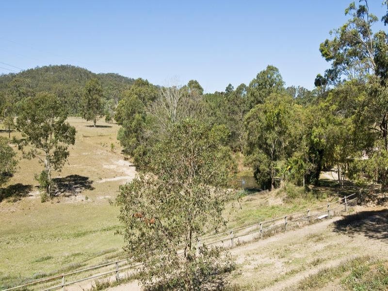 Mount Nathan QLD 4211