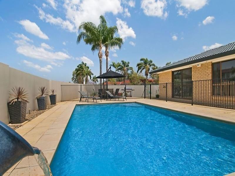 36 Campbell Street, Sorrento QLD 4217