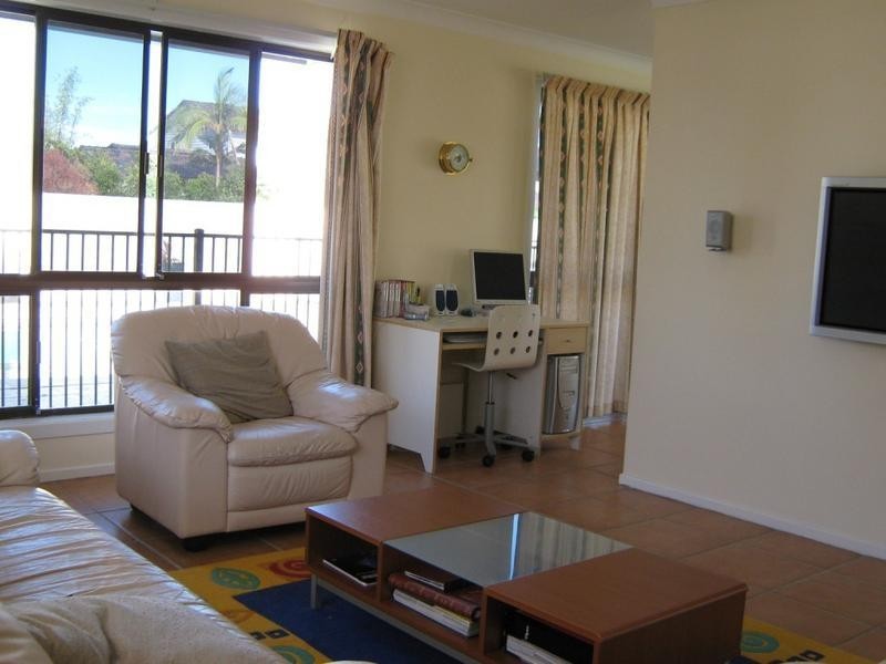 36 Campbell Street, Sorrento QLD 4217