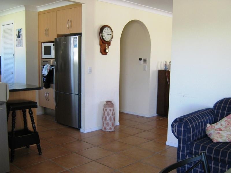 36 Campbell Street, Sorrento QLD 4217