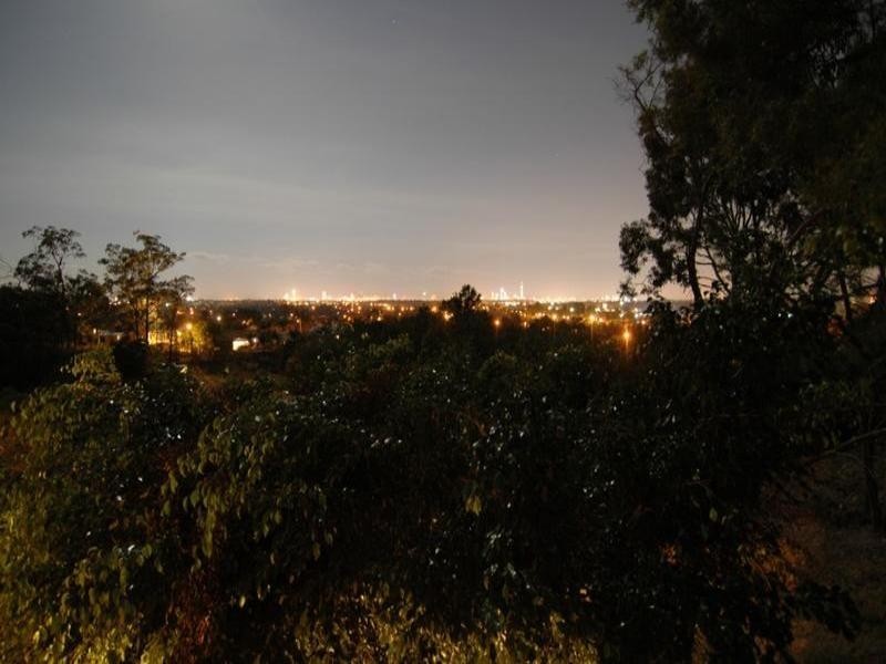 40 Uplands Drive, Parkwood QLD 4214