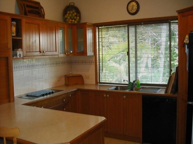 40 Uplands Drive, Parkwood QLD 4214