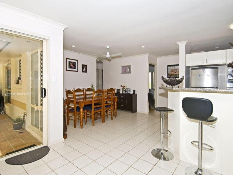 5 Madeline Street, Mudgeeraba QLD 4213