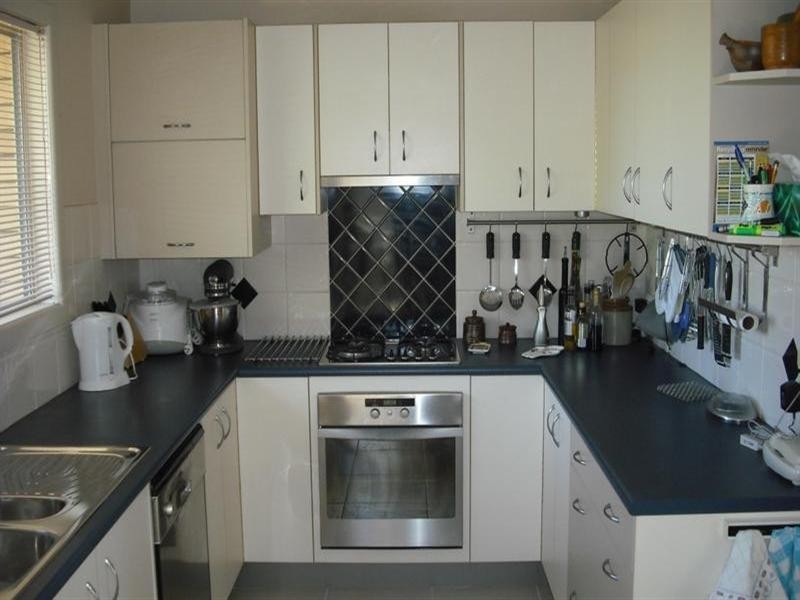 32 The Promenade, Isle Of Capri QLD 4217