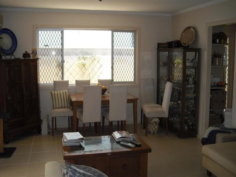 32 The Promenade, Isle Of Capri QLD 4217