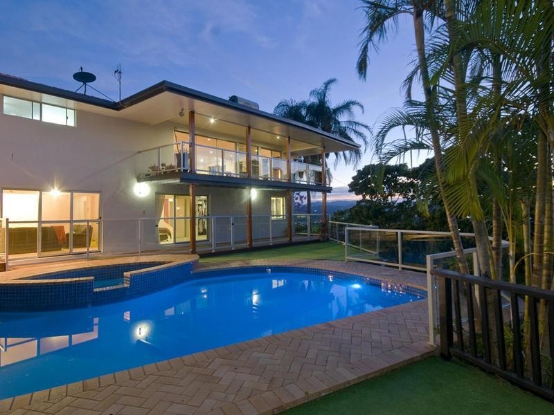 5 Albany Lane, Currumbin QLD 4223