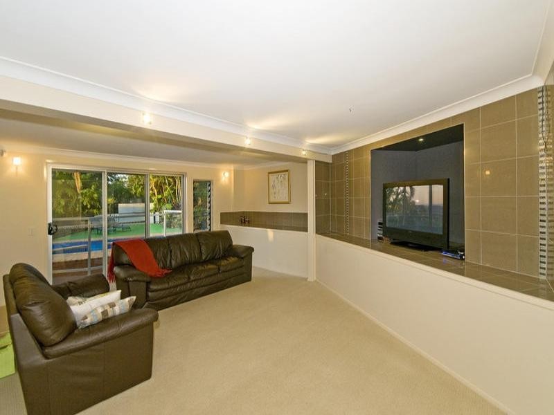 5 Albany Lane, Currumbin QLD 4223