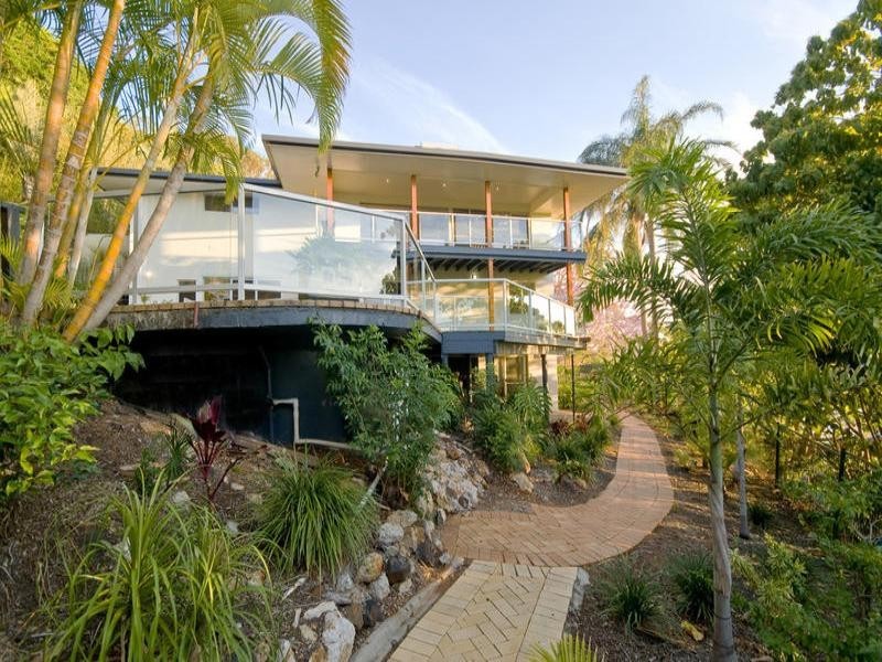 5 Albany Lane, Currumbin QLD 4223
