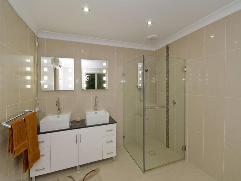 5 Albany Lane, Currumbin QLD 4223