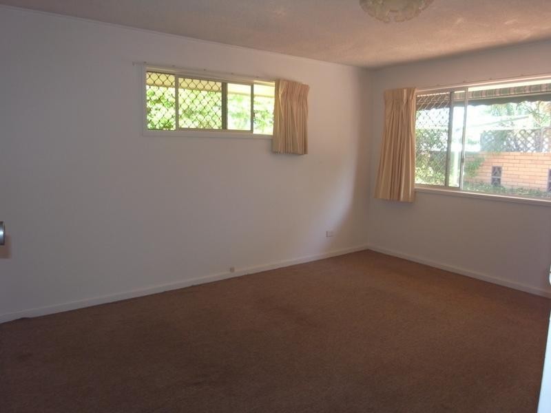 42 Verona Avenue, Isle Of Capri QLD 4217