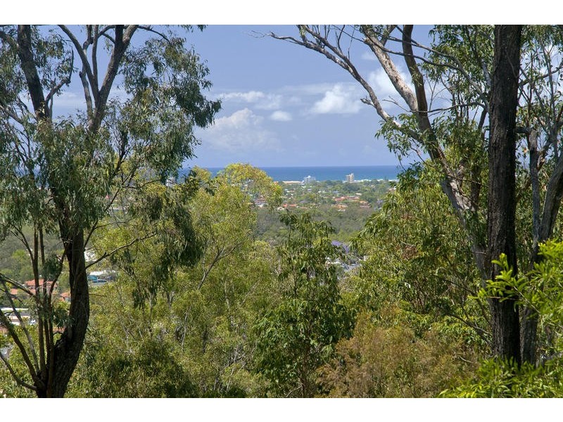 6 Dulcie Drive, Burleigh Heads QLD 4220