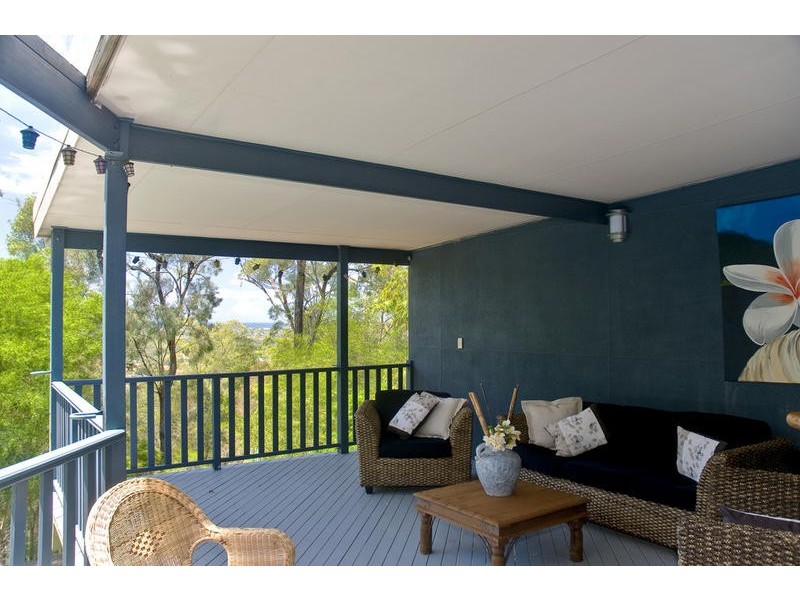 6 Dulcie Drive, Burleigh Heads QLD 4220