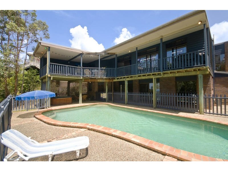 6 Dulcie Drive, Burleigh Heads QLD 4220