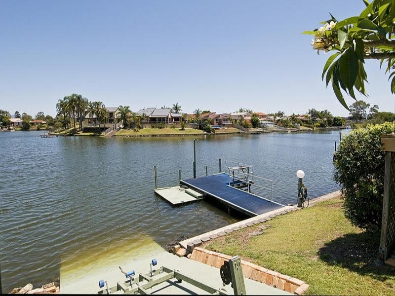 36 Claymore Crescent, Sorrento QLD 4217