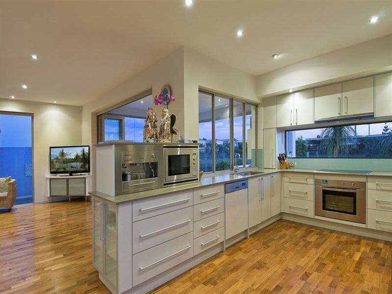 2/145 Palm Meadows Drive, Carrara QLD 4211