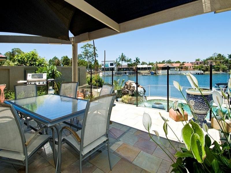 24 Allawah Street, Sorrento QLD 4217