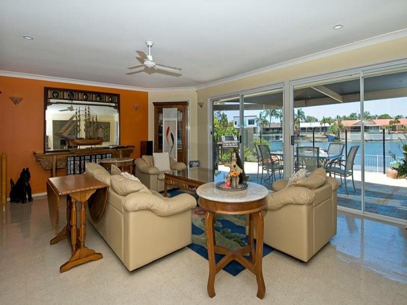 24 Allawah Street, Sorrento QLD 4217