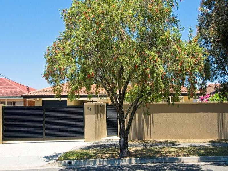 24 Allawah Street, Sorrento QLD 4217