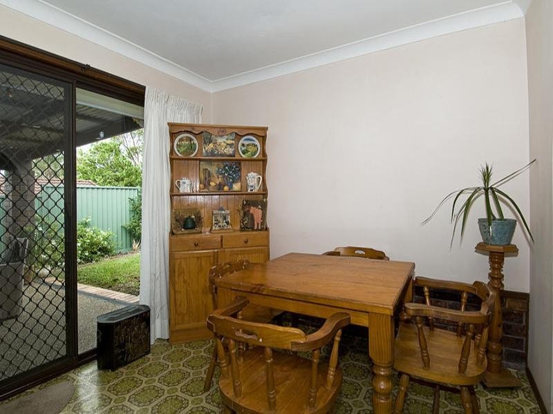 2 Barow Court, Ashmore QLD 4214