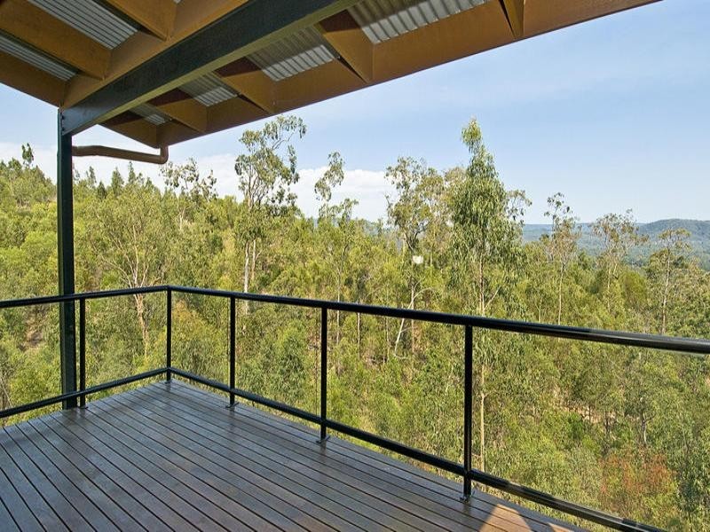 8 Kirribilli Heights. 2 Ridgeline Way, Highland Park QLD 4211