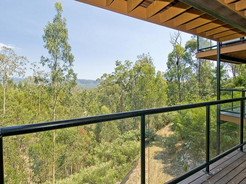 8 Kirribilli Heights. 2 Ridgeline Way, Highland Park QLD 4211