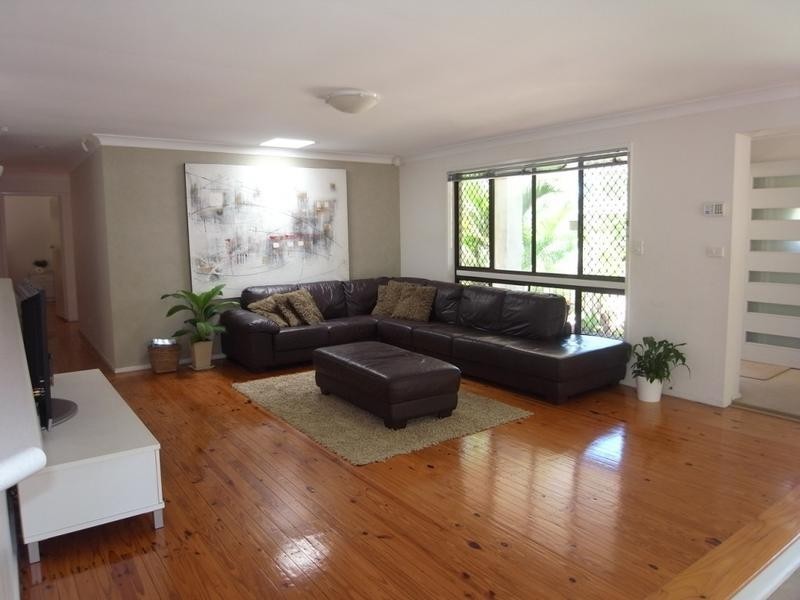 Benowa QLD 4217