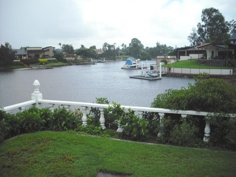 Broadbeach Waters QLD 4218