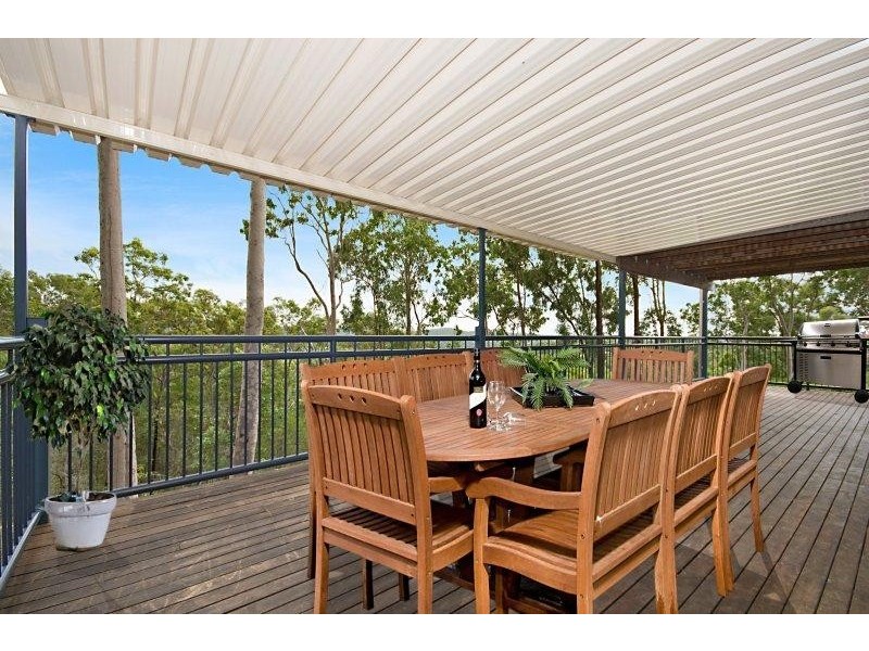 21 Tara Vista Boulevard, Highland Park QLD 4211