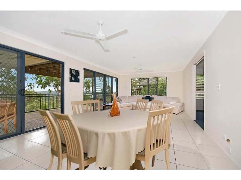 21 Tara Vista Boulevard, Highland Park QLD 4211