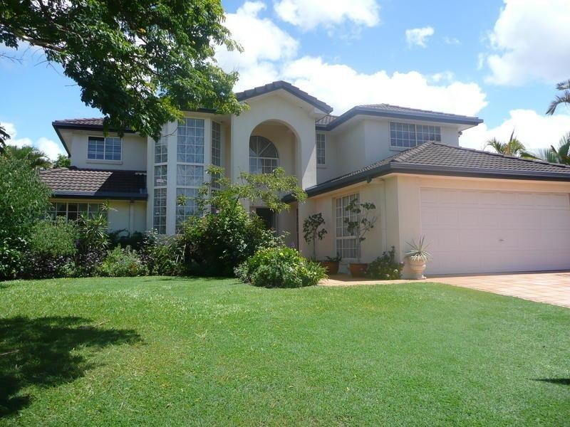 Clear Island Waters QLD 4226