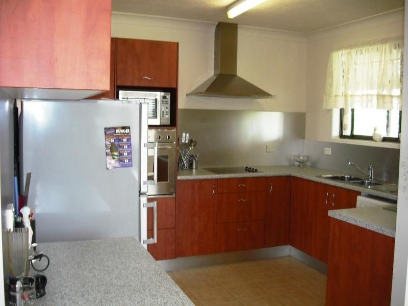 Highland Park QLD 4211