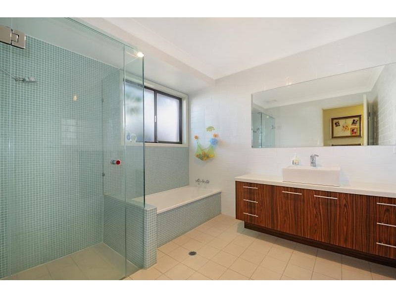 Sorrento QLD 4217