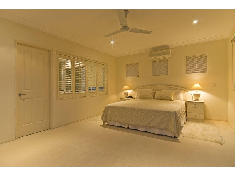 13/145 Palm Meadows Drive, Carrara QLD 4211