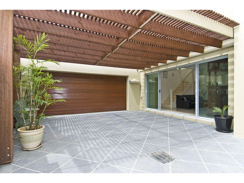 13/145 Palm Meadows Drive, Carrara QLD 4211