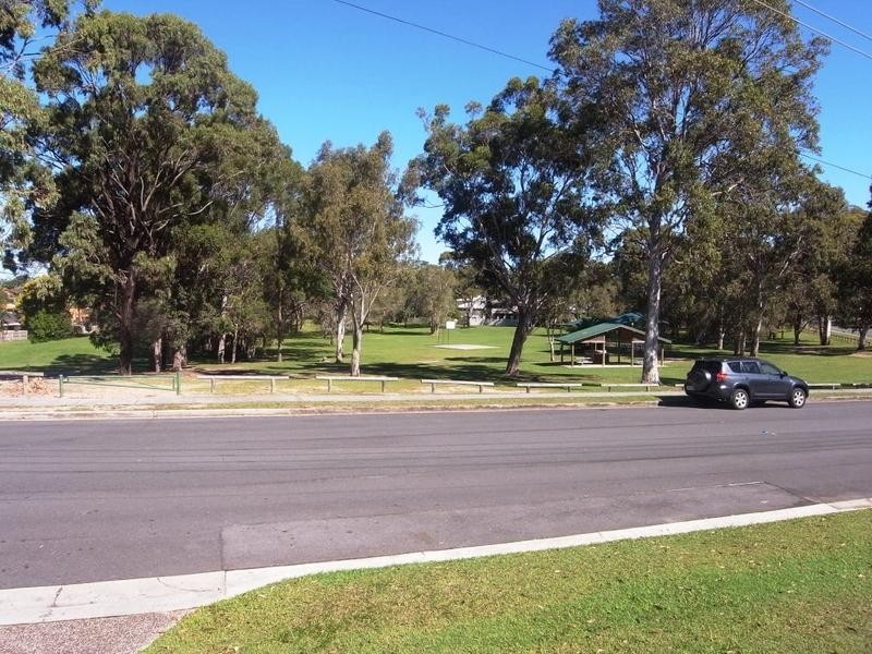 15 Sylvan Drive, Benowa QLD 4217