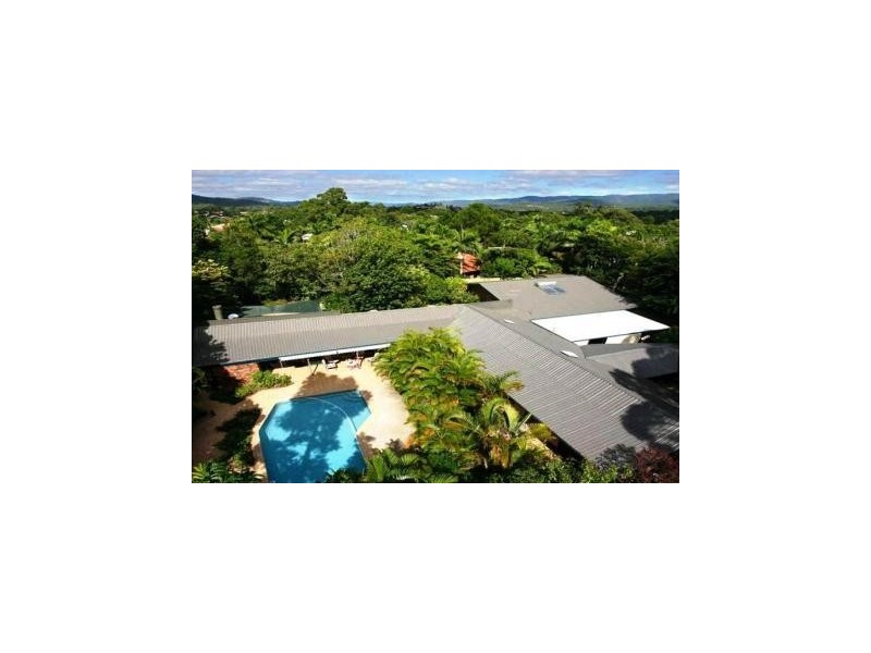 6 Oak Street, Nerang QLD 4211